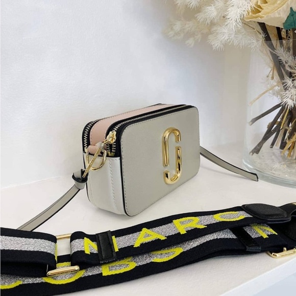 NWT Marc Jacobs Women's Snapshot Crossbody Bag Print Dust Pink Gray Multi - Picture 2 of 11